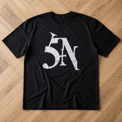 Футболка nine inch nails 5n y2k flat_lay